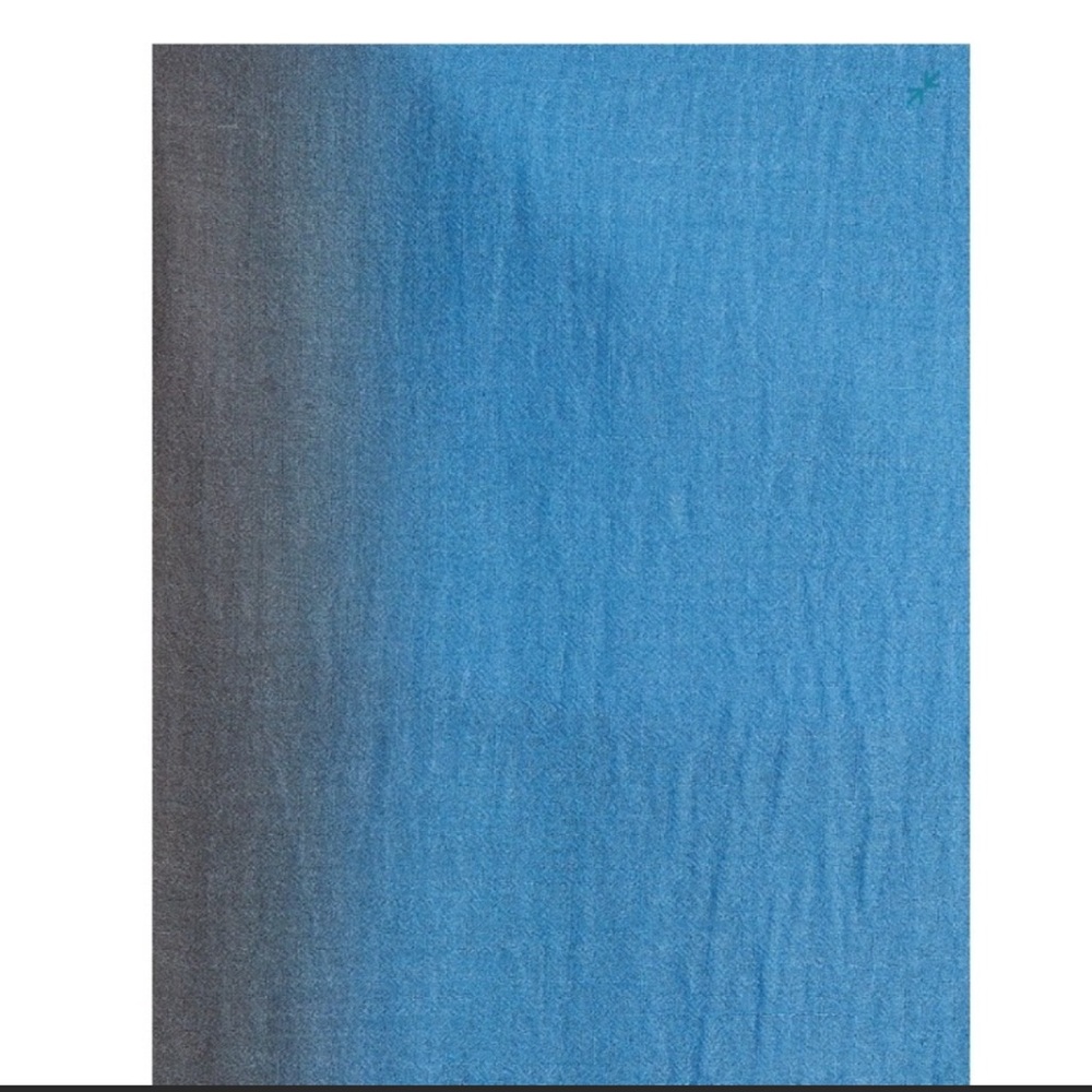 Bundle of 2 scarves